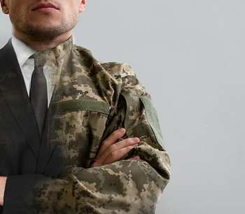 Mobilizing a company's director - what to do?